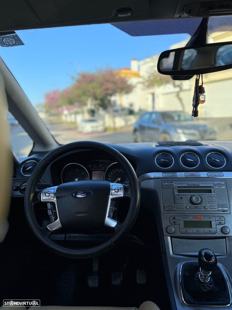 Ford S-Max 2.0 TDCi Titanium 5L - 3