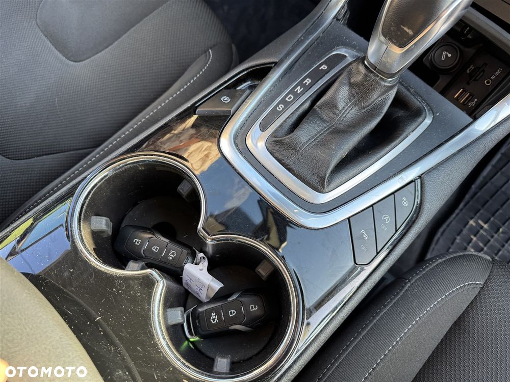 Ford S-Max 2.0 TDCi Titanium PowerShift - 14