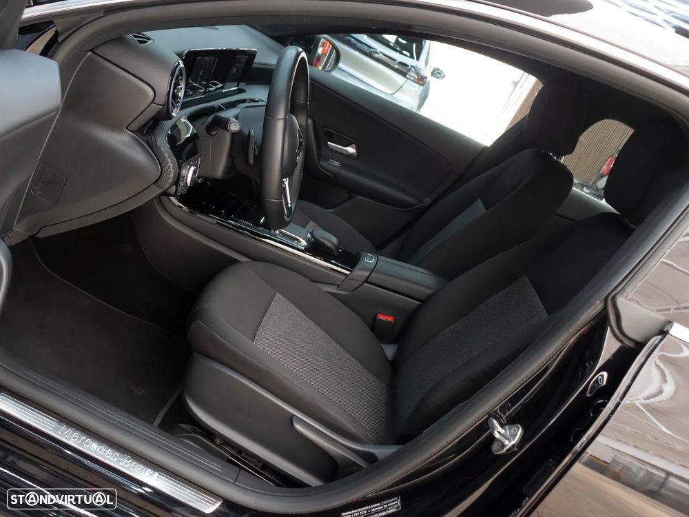 Mercedes-Benz CLA 180 d Shooting Brake Business Solutions.Grande Frota Aut. - 16