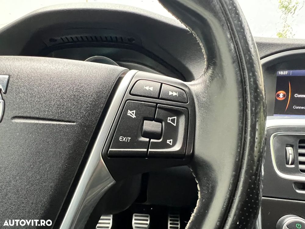 Volvo S60 D3 Start-Stop R-Design - 14