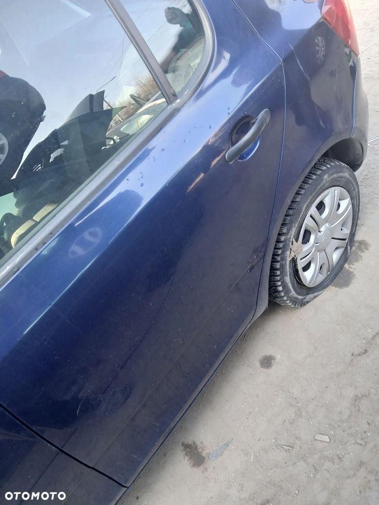 skoda fabia II LF5Q maska zderzak lampa grill błotnik drzwi zbiornik paliwa szyba lusterko klamka - 5