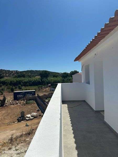 T1 para arrendar ao ano em Paderne/Albufeira - Grande imagem: 3/6