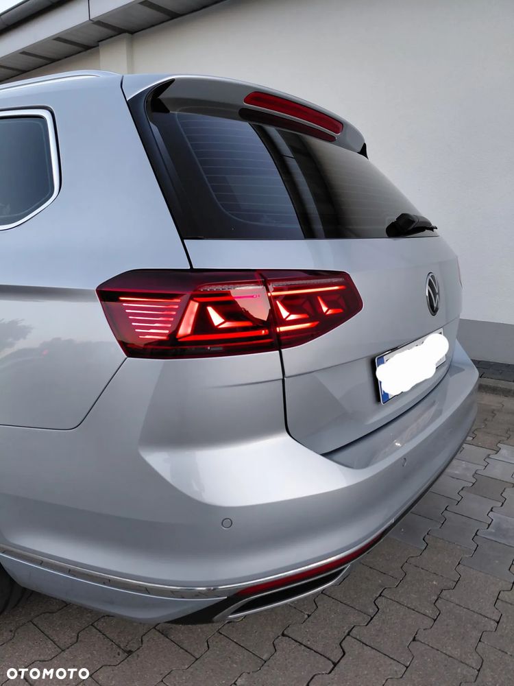 Volkswagen Passat - 13