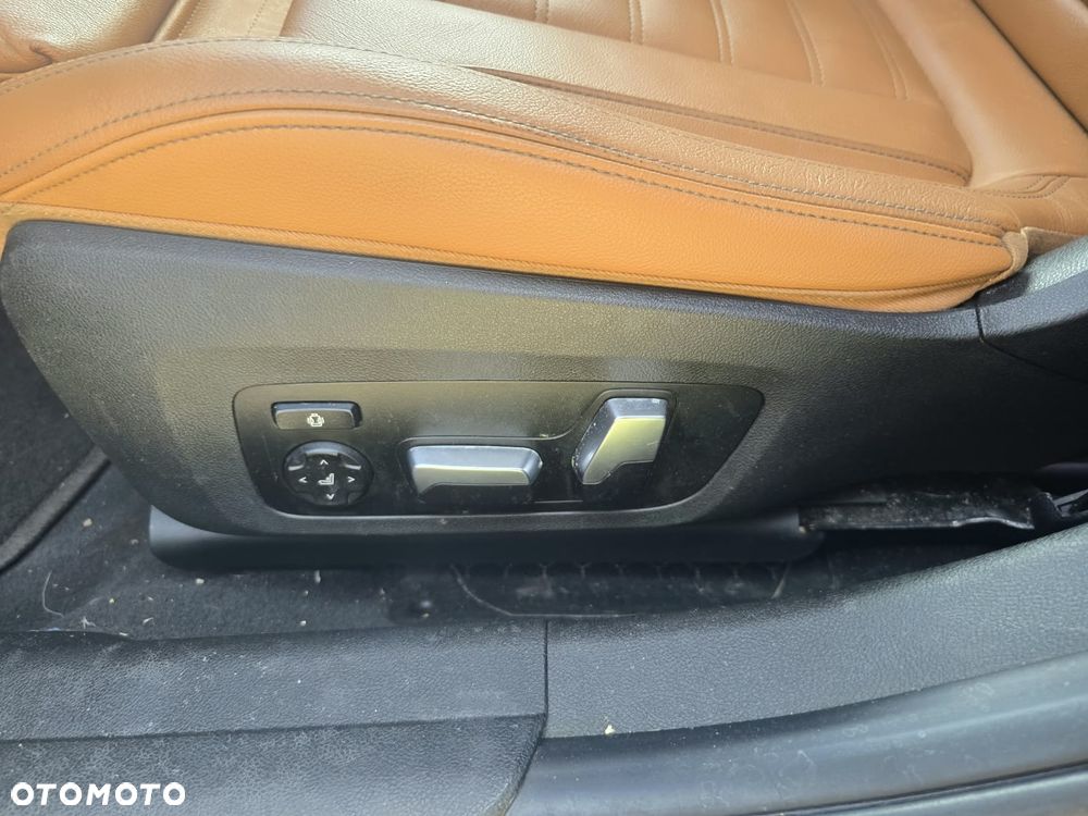 BMW Seria 3 - 13