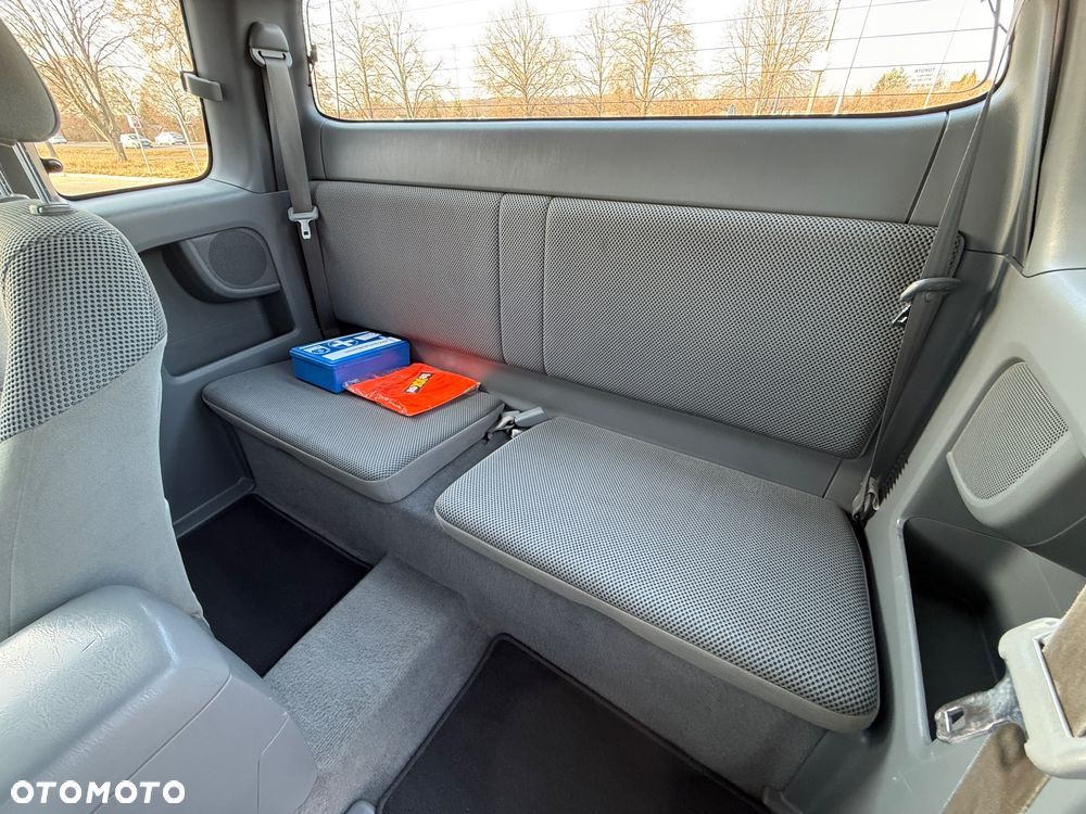 Toyota Hilux - 14