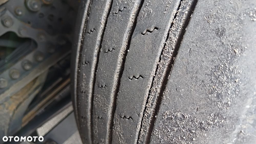 Mercedes-Benz Actros MP4 - 7