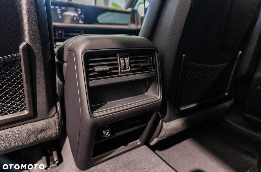 Porsche Cayenne Black Edition - 33