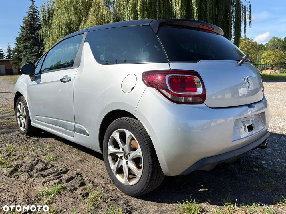 Citroën DS3 PureTech 110 Start & Stop CONNECTED CHIC - 11