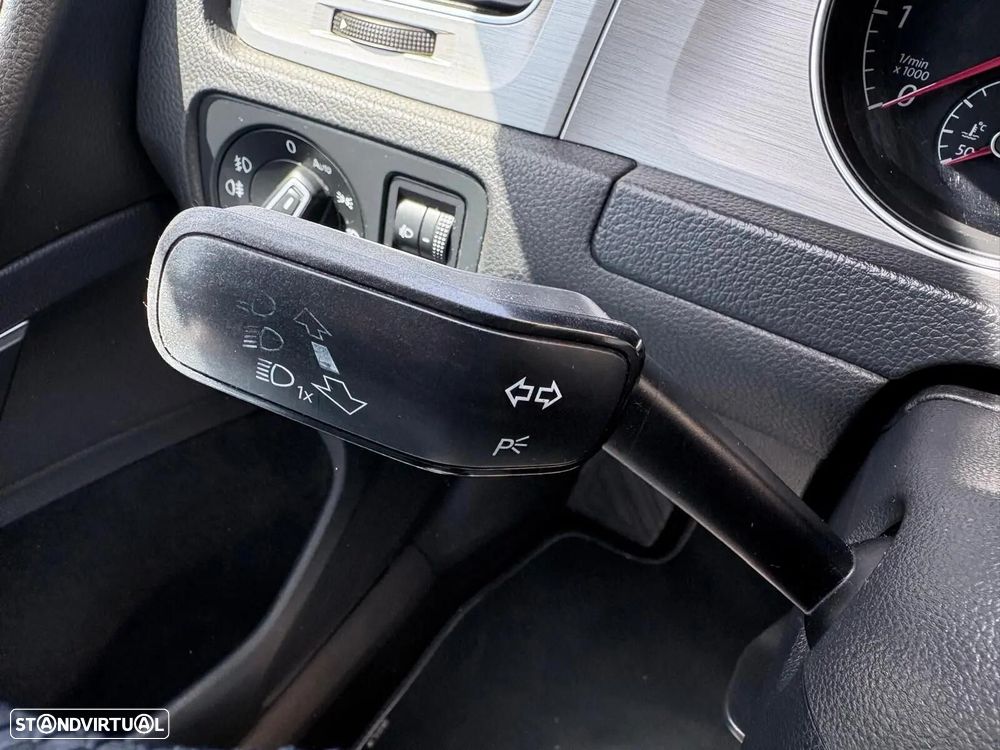 VW Golf 1.0 TSI Trendline - 40