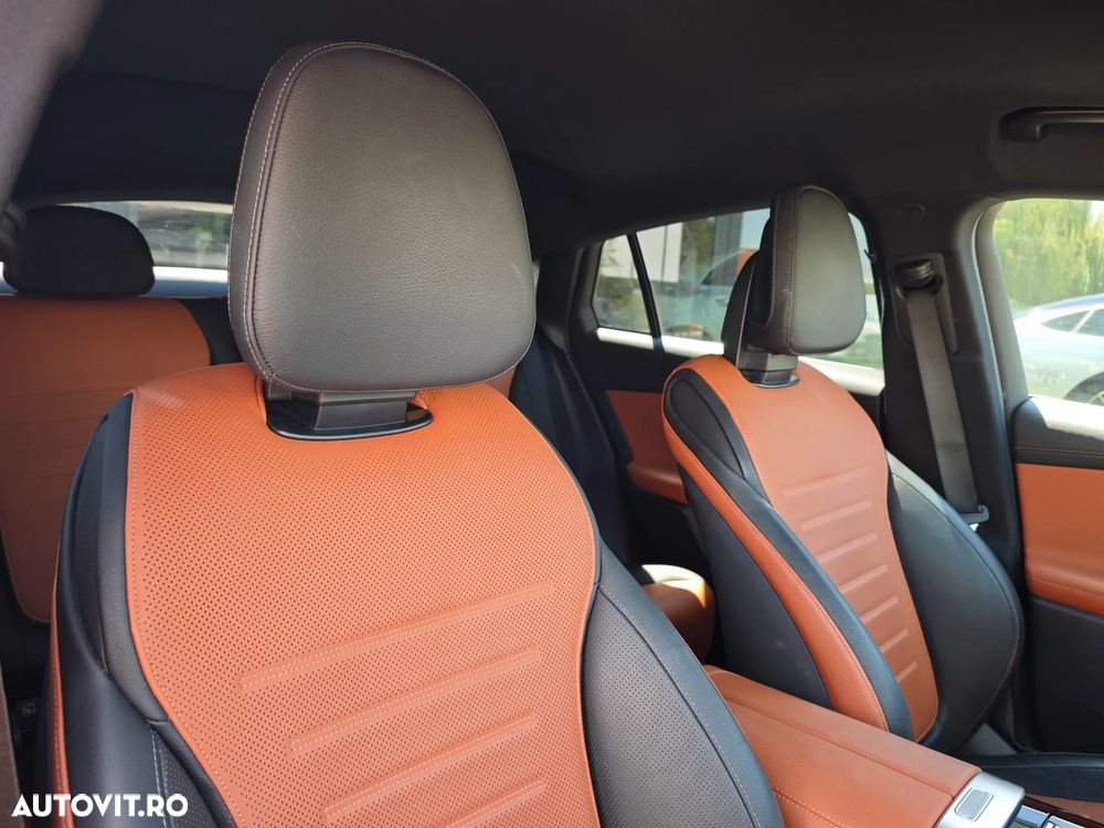 Mercedes-Benz GLC Coupe 300 e 4Matic 9G-TRONIC Edition AMG Line - 23