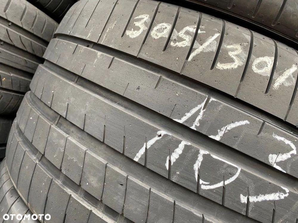 305/30/21 Goodyear Eagle F1_6mm_2szt_(163) - 3