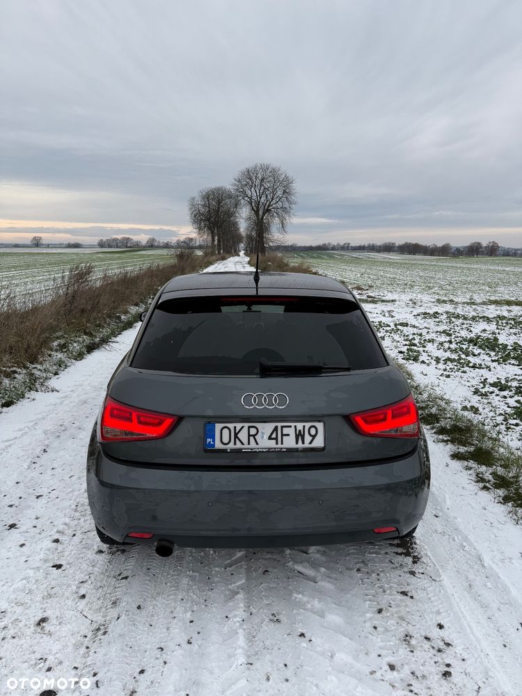 Audi A1 Sportback 1.6 TDI Ambition - 2