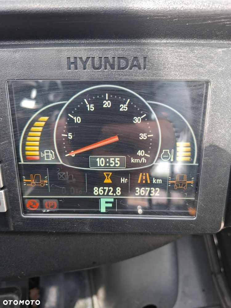 Hyundai 25D-9E - 8
