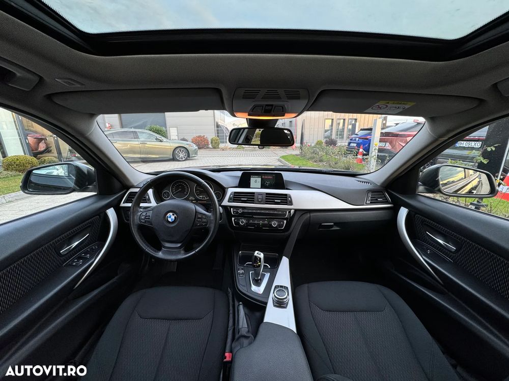 BMW Seria 3 318d Touring Aut. Edition Luxury Line Purity - 23