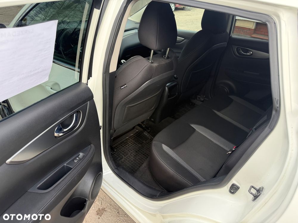 Nissan Qashqai 1.2 DIG-T N-Connecta EU6 - 14