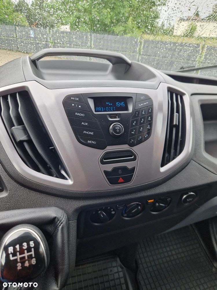 Ford Transit - 13