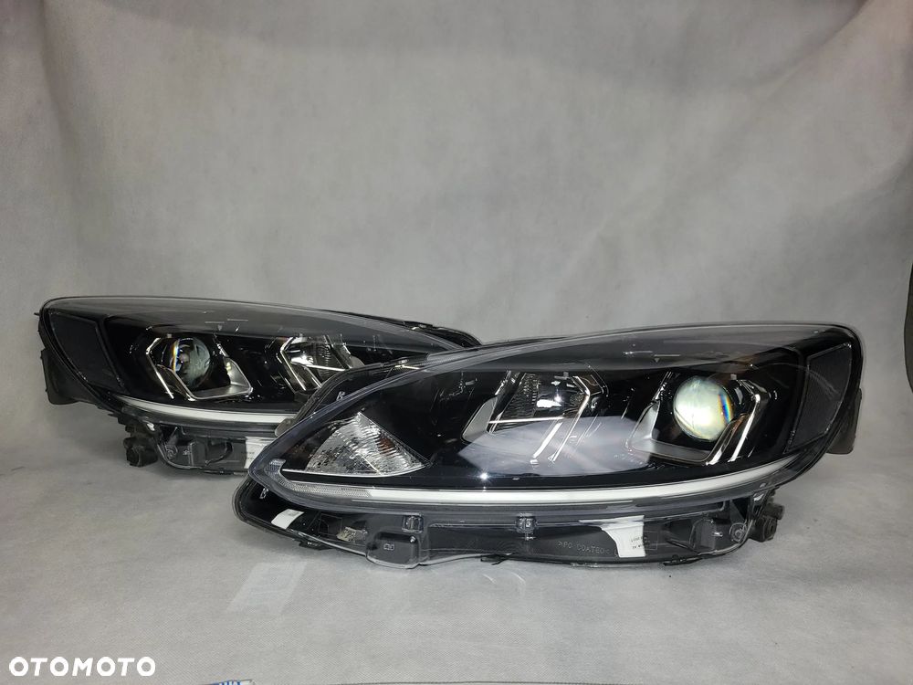 FORD KUGA MK3  - LAMPA LAMPY PRZEDNIE PRZÓD - 3