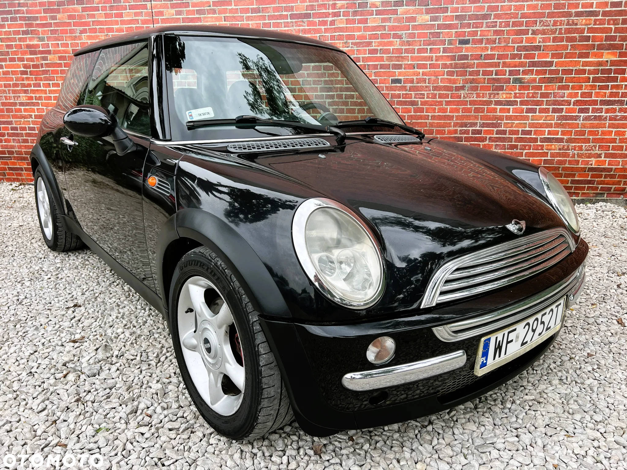 MINI ONE - 3