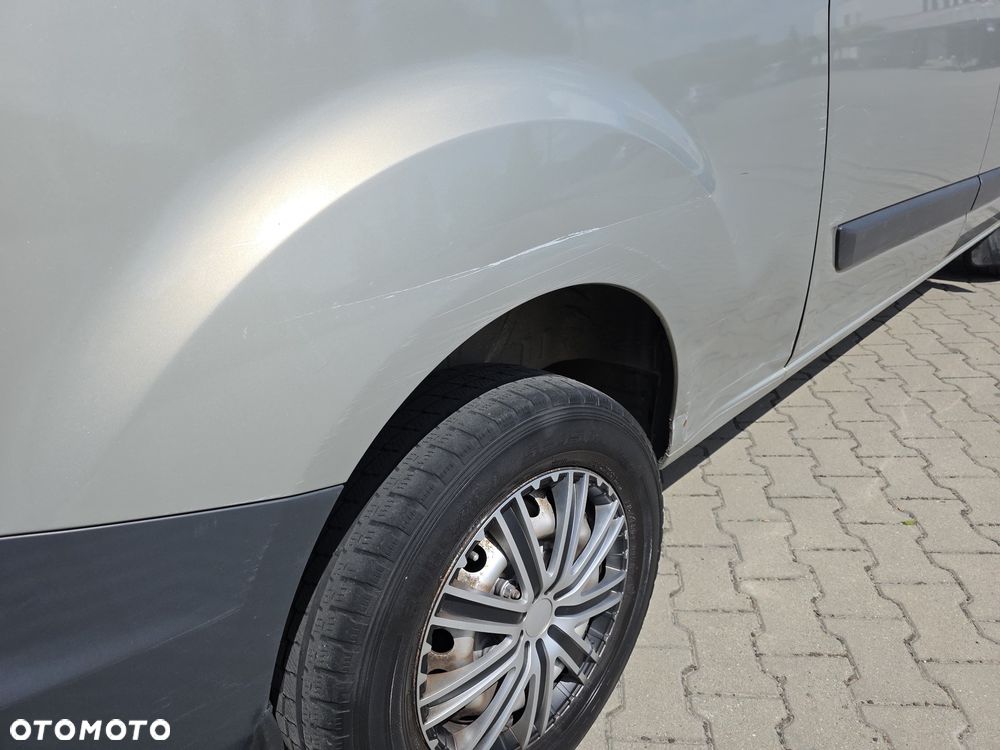 Ford Transit 350L Trend FWD - 12