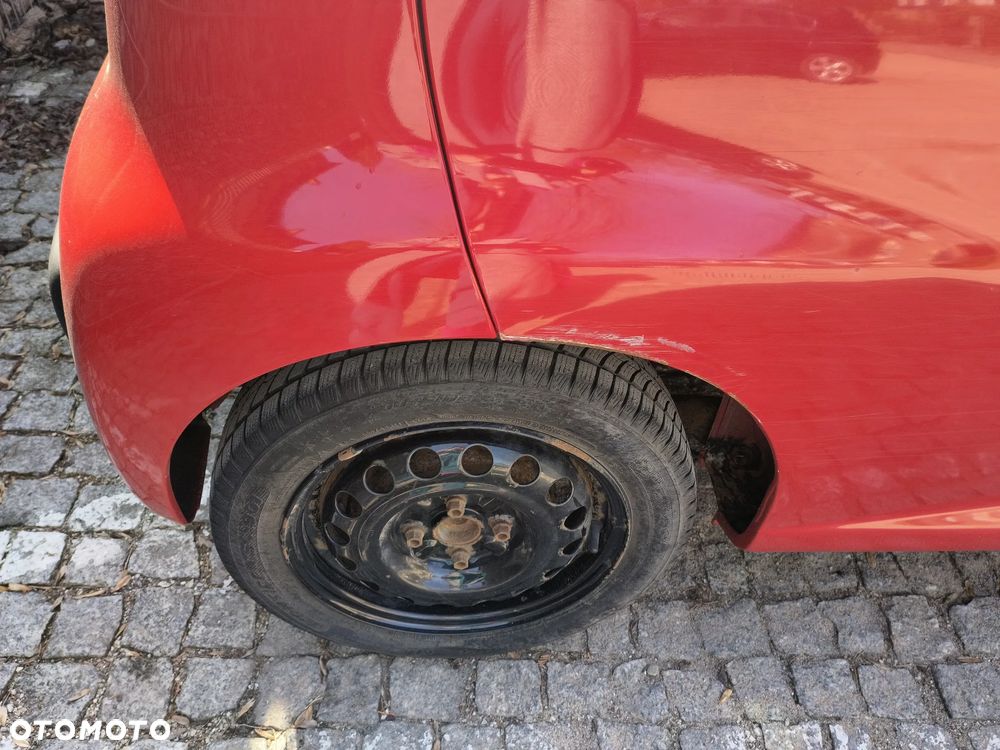 Peugeot 107 1.0 Happy - 10