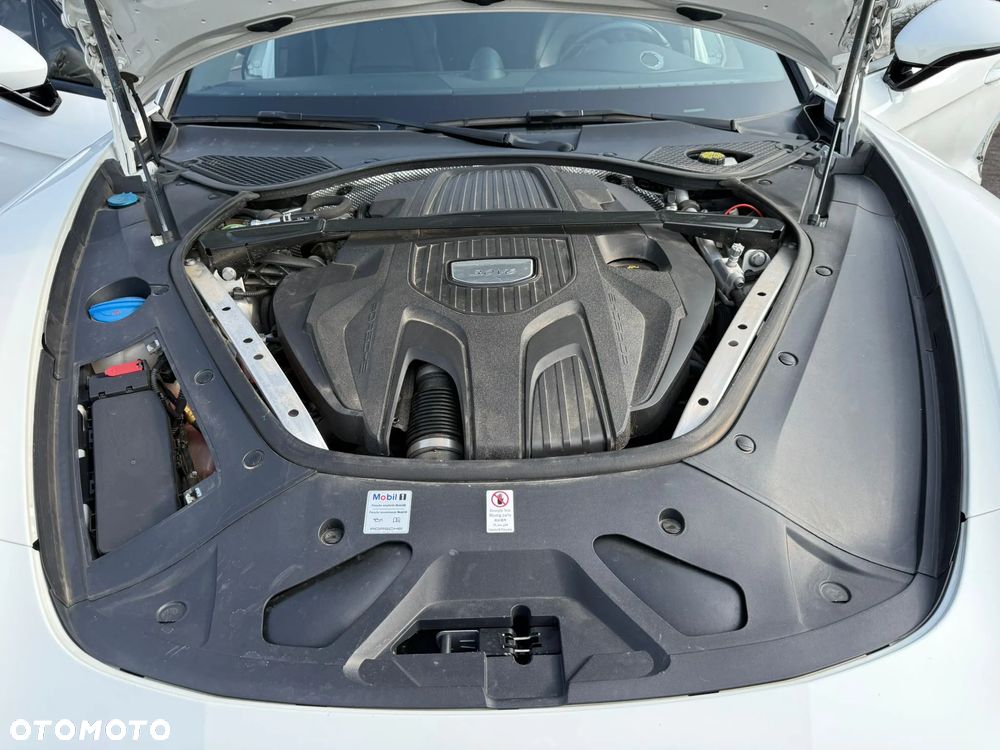 Porsche Panamera - 16