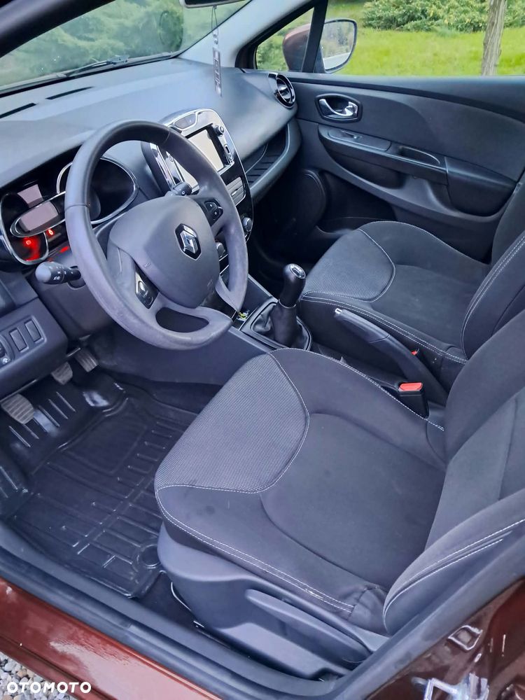Renault Clio - 12