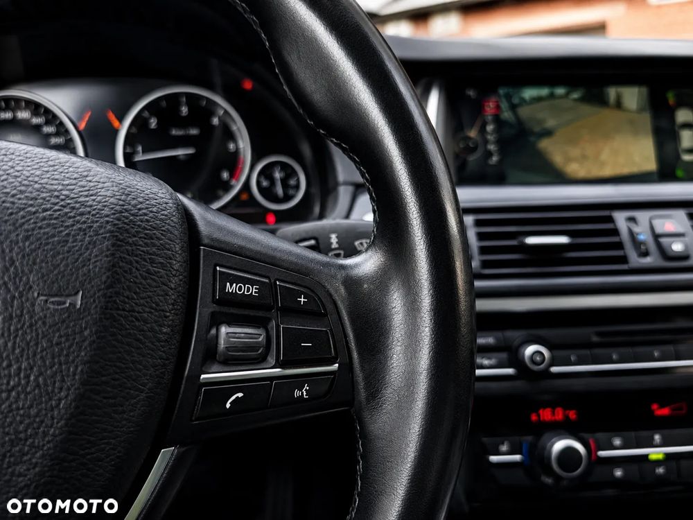 BMW Seria 5 520d Efficient Dynamics Edition Sport Line - 25