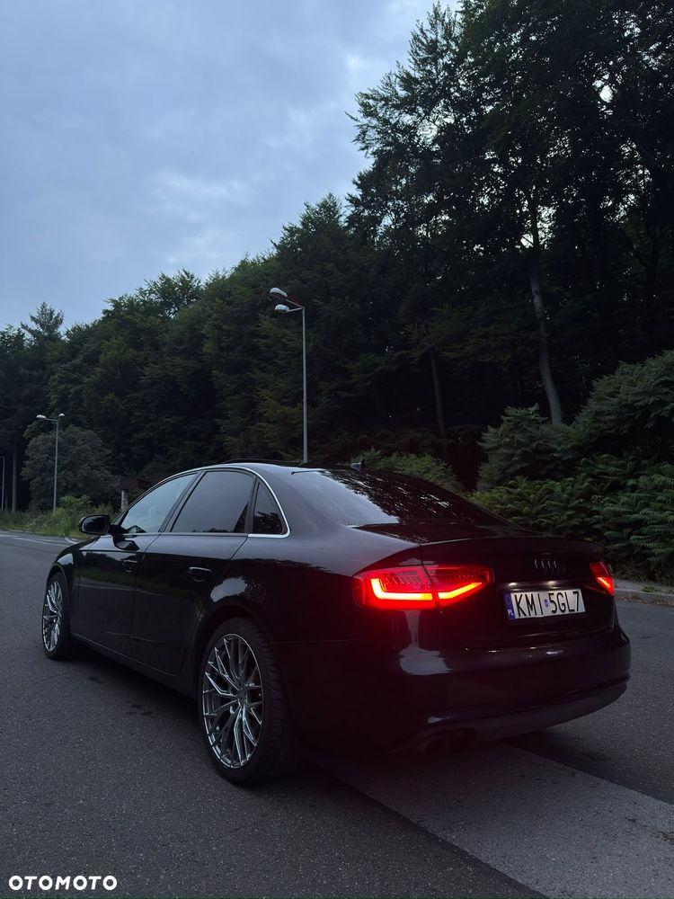 Audi A4 Limousine - 19