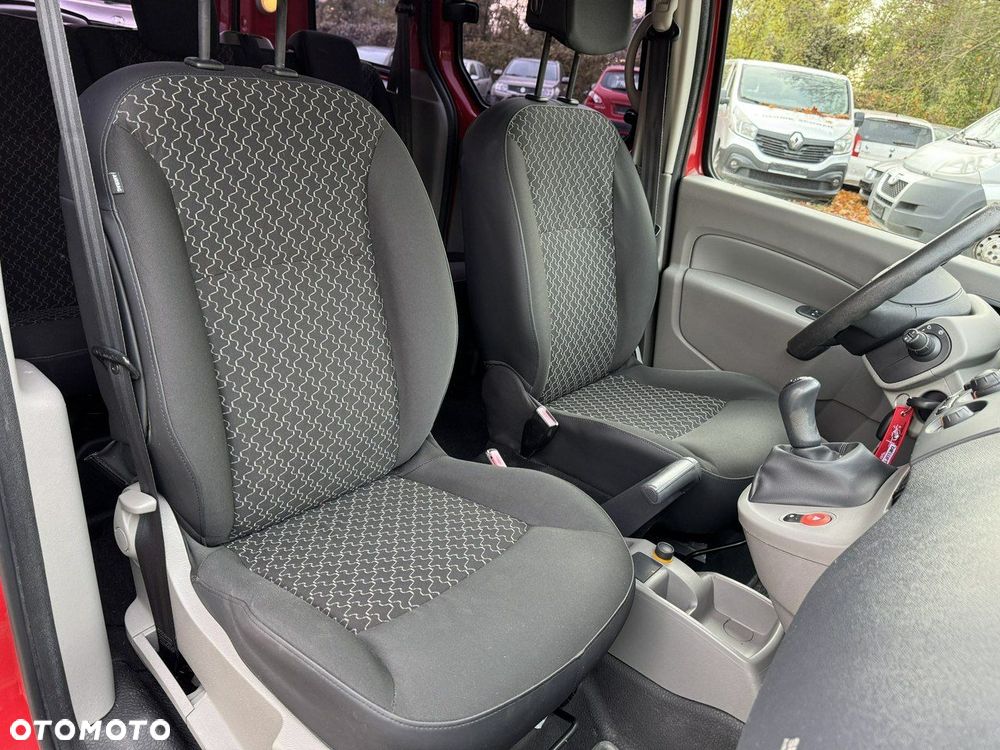 Renault Kangoo 1.6 8V 90 Happy Family - 16