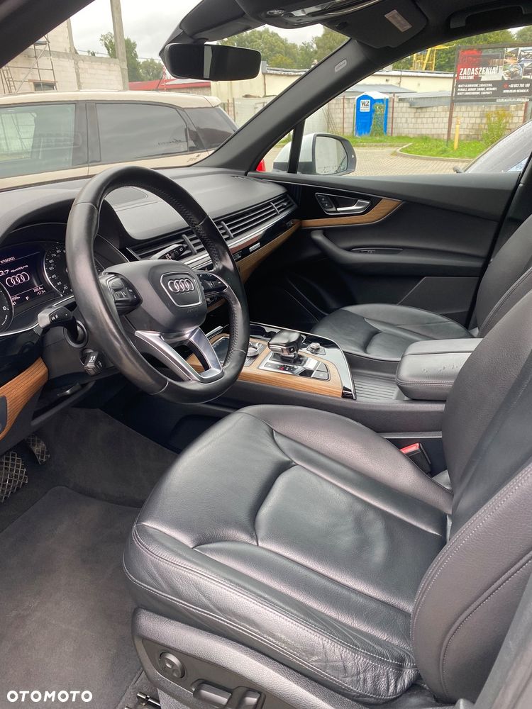 Audi Q7 3.0 TFSI Quattro Tiptronic - 12