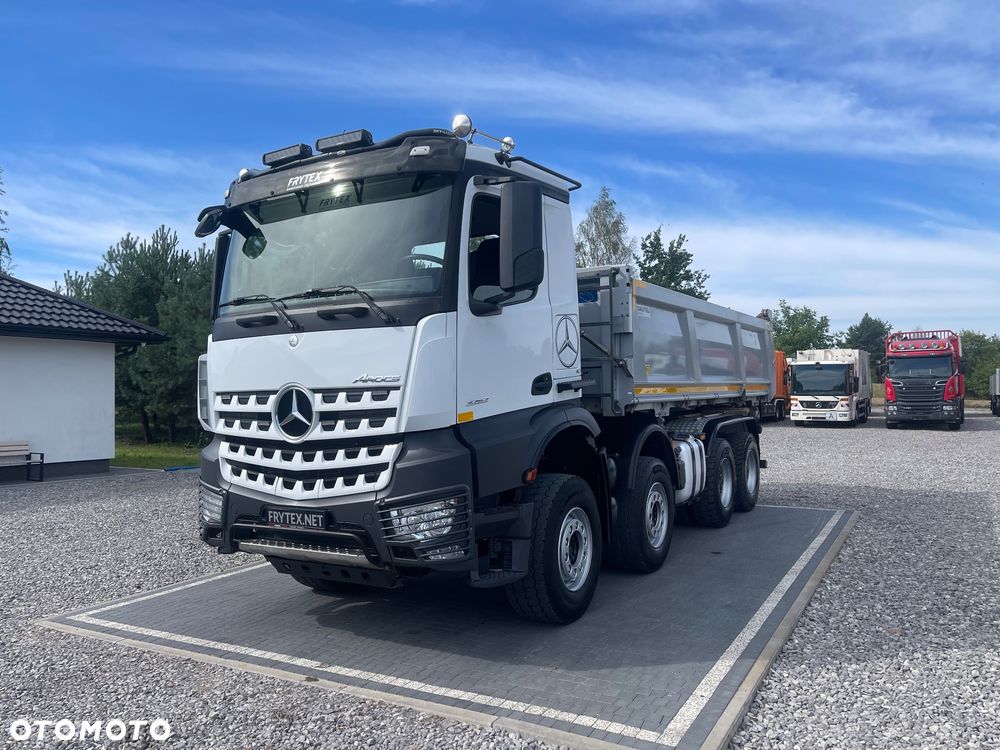 Mercedes-Benz Arocs 3252 - 1