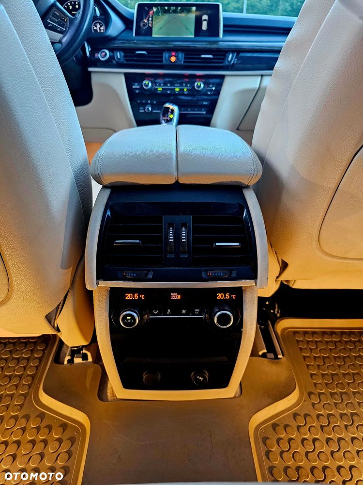 BMW X5 xDrive35i - 2