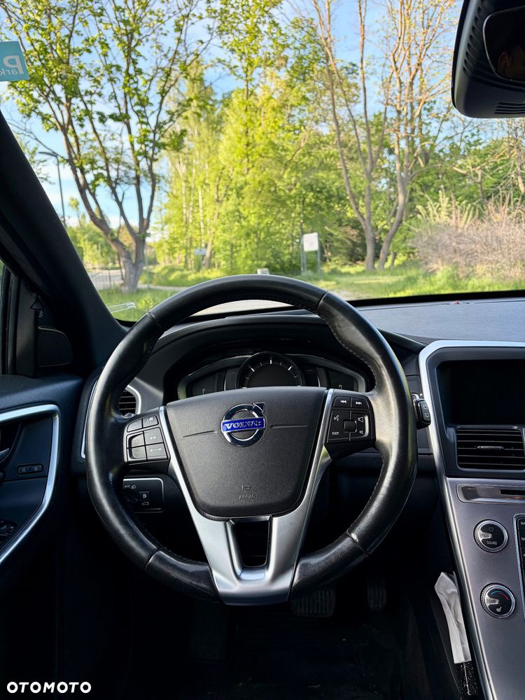 Volvo XC 60 D4 Drive-E Summum - 10