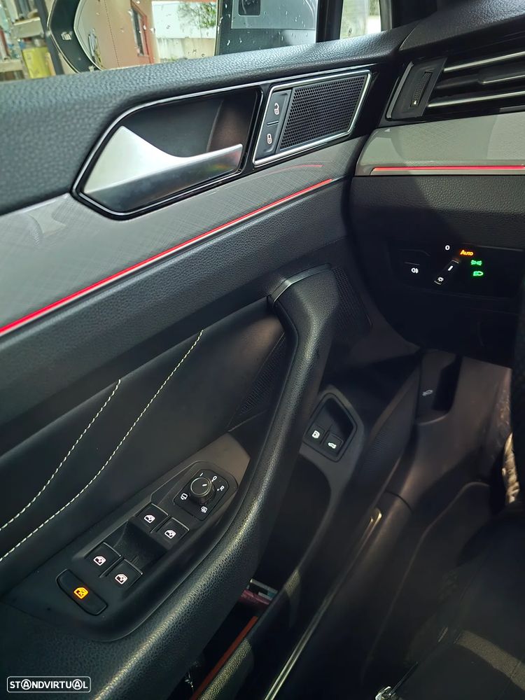 VW Passat Variant 1.4 TSI DSG GTE - 36