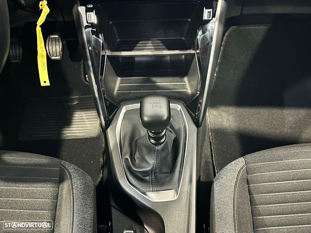 Peugeot 208 1.2 PureTech Active - 24