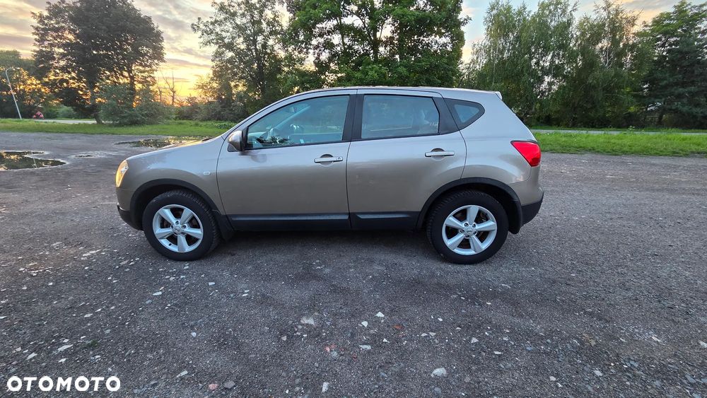Nissan Qashqai - 4
