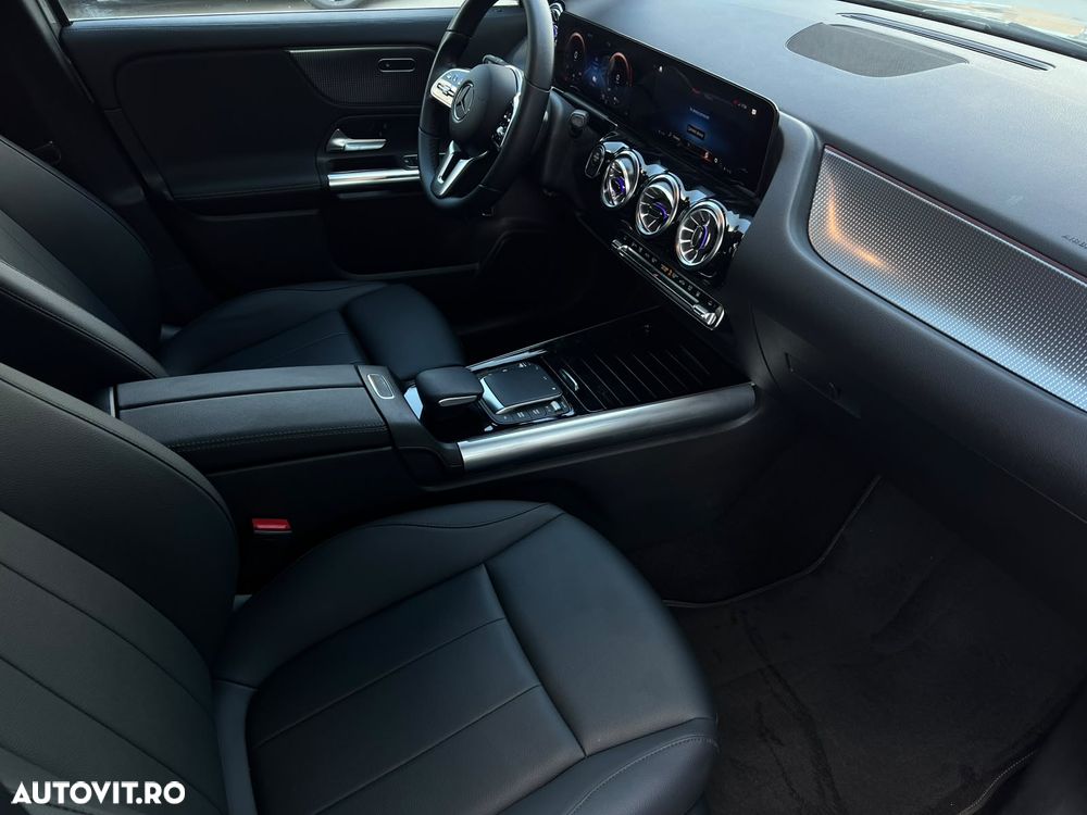 Mercedes-Benz GLA 250 e 8G-DCT - 14