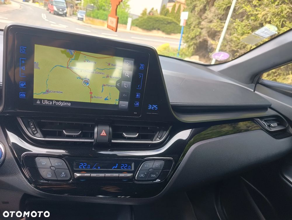 Toyota C-HR Style - 10