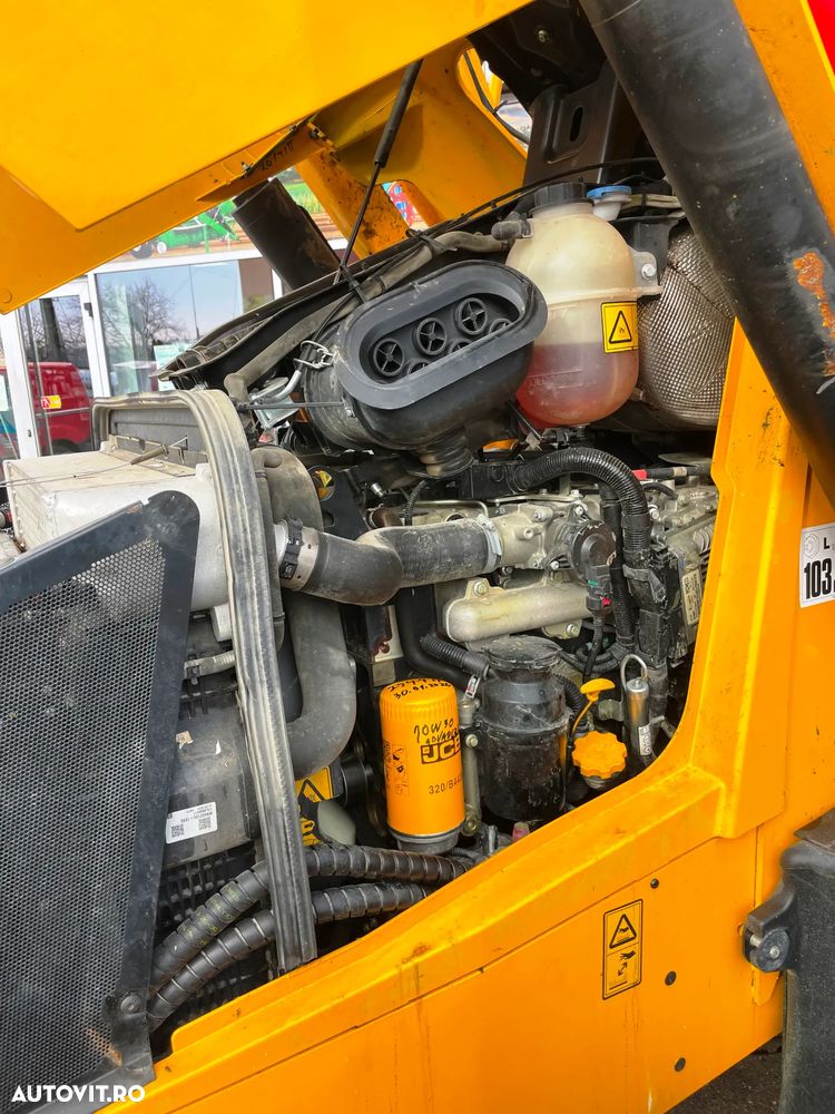 JCB 3 CX - 18