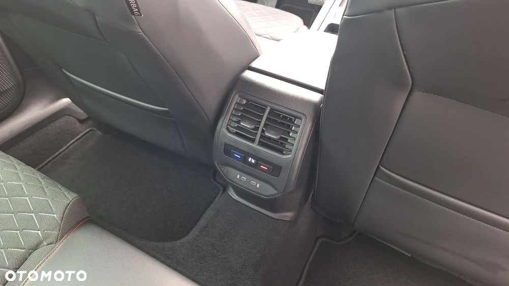 Seat Leon 2.0 TDI DPF DSG FR - 14