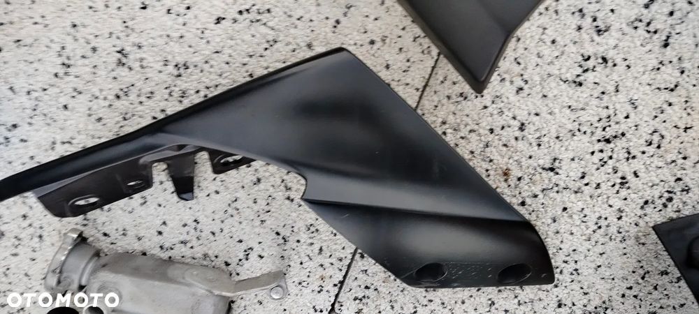 YAMAHA MT 125 MT125 2024 REFLEKTOR LAMPA CZASZA LICZNIK OWIEWKA CHŁODNICA ZEGARY LAMPA TYŁ - 24