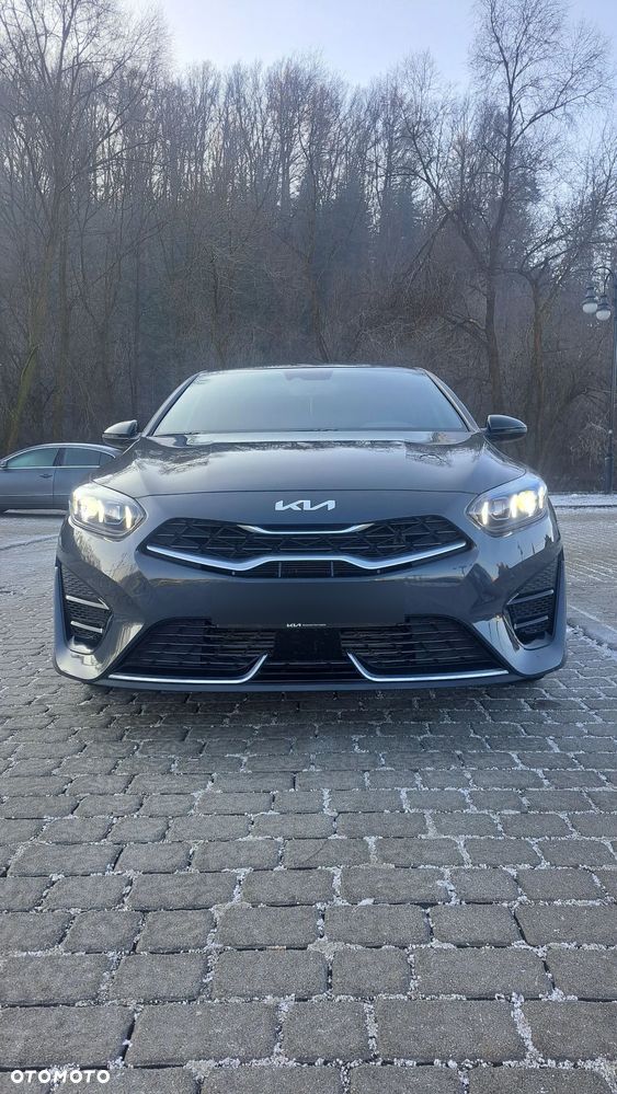 Kia Ceed 1.5 T-GDI GT-Line - 12