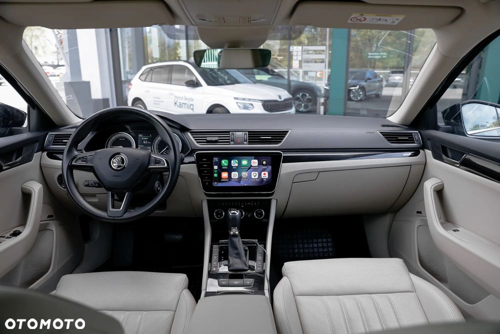 Skoda Superb 2.0 TDI 4x4 L&K DSG - 17