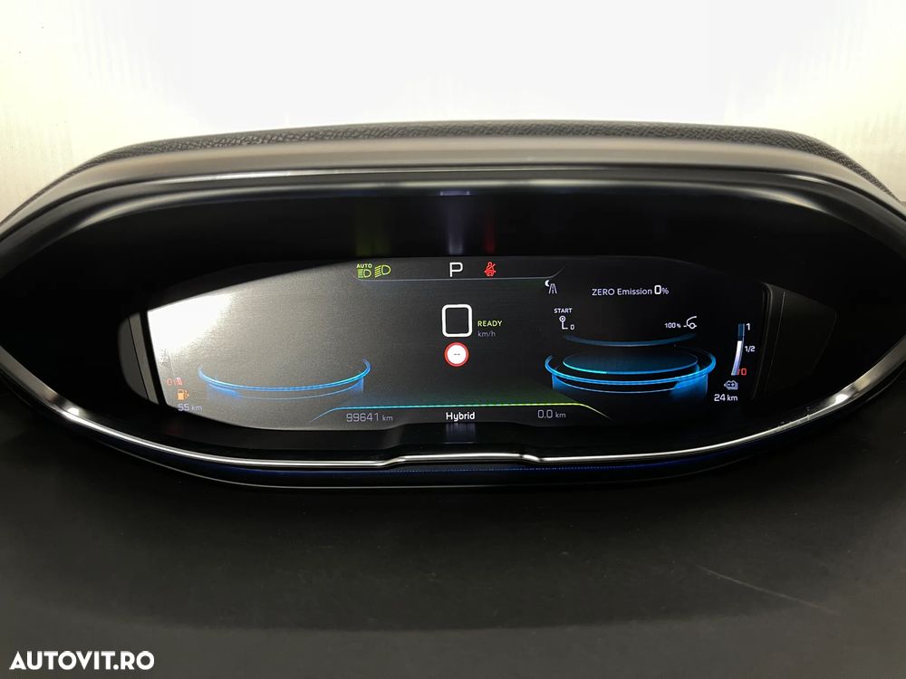 Peugeot 3008 225 e-EAT8 GT - 32