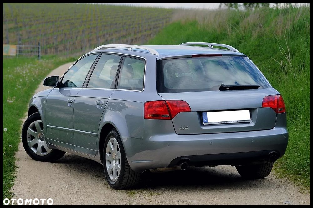 Audi A4 Avant - 13