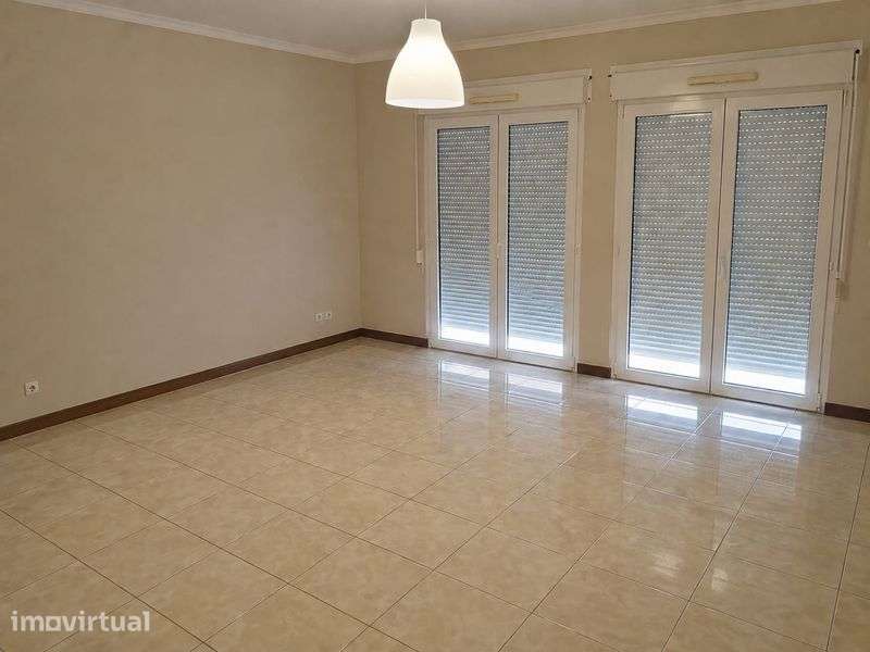 Arrendo apartamento T2 - Portomar - Mira - Grande imagem: 4/8