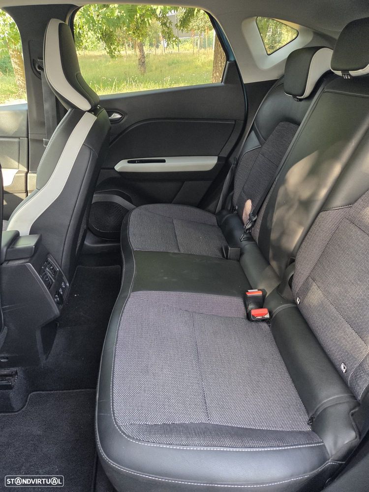 Renault Captur 1.6 E-Tech Plug-In Intens - 11