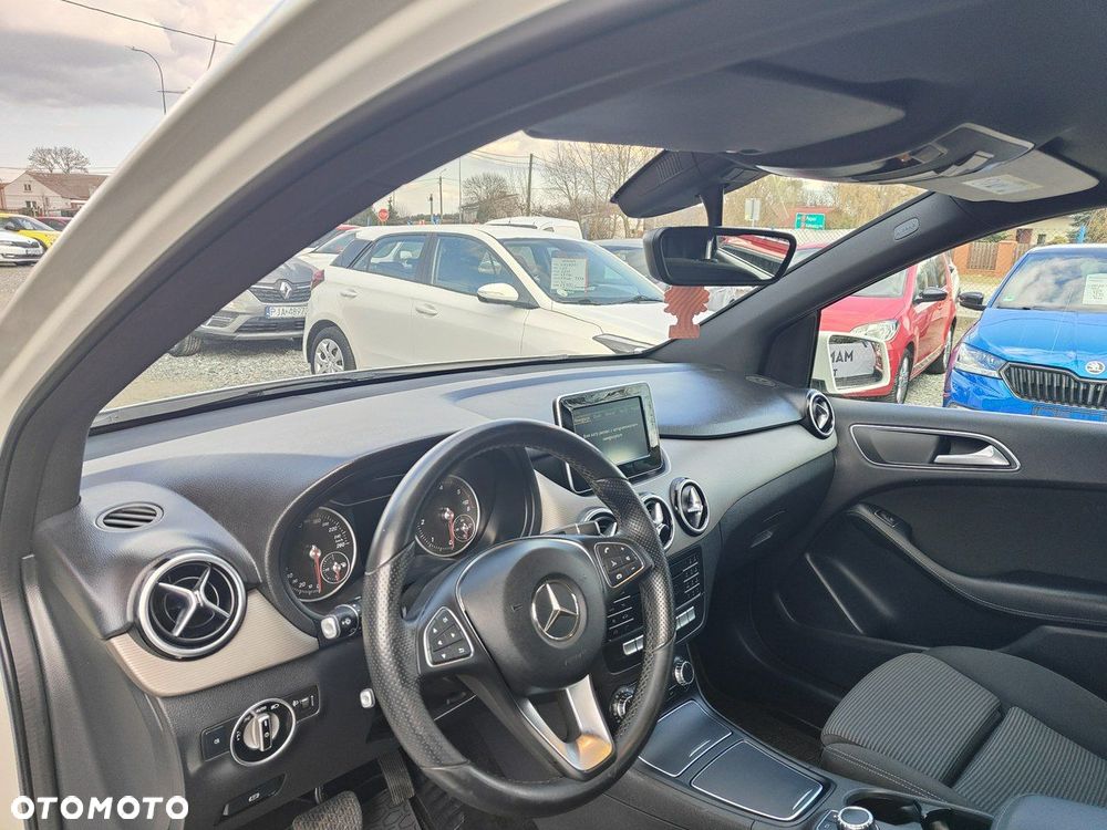 Mercedes-Benz Klasa B 180 d 7G-DCT Edition - 10