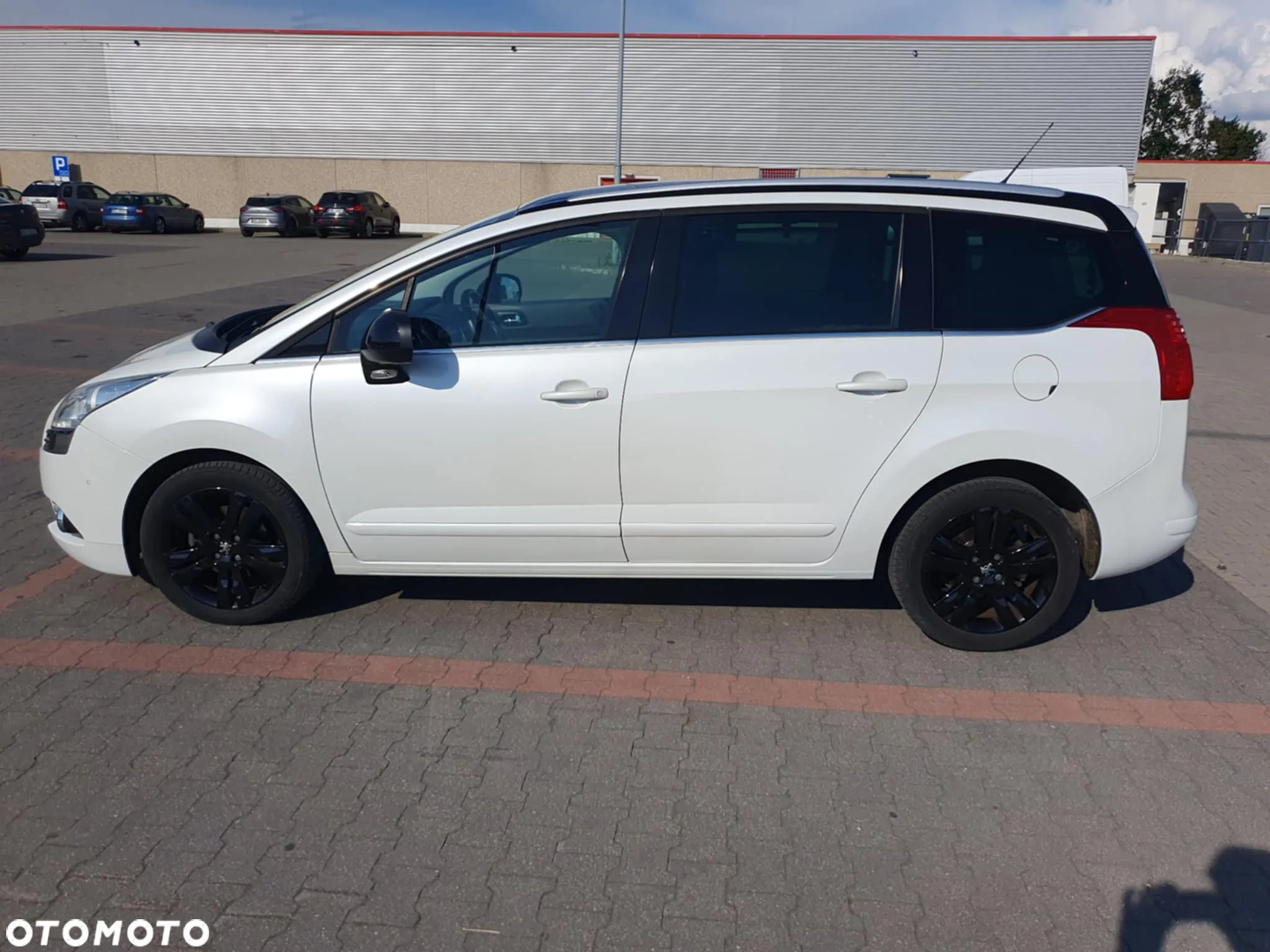 Peugeot 5008 e-HDI FAP 110 EGS6 Stop&Start Active - 8