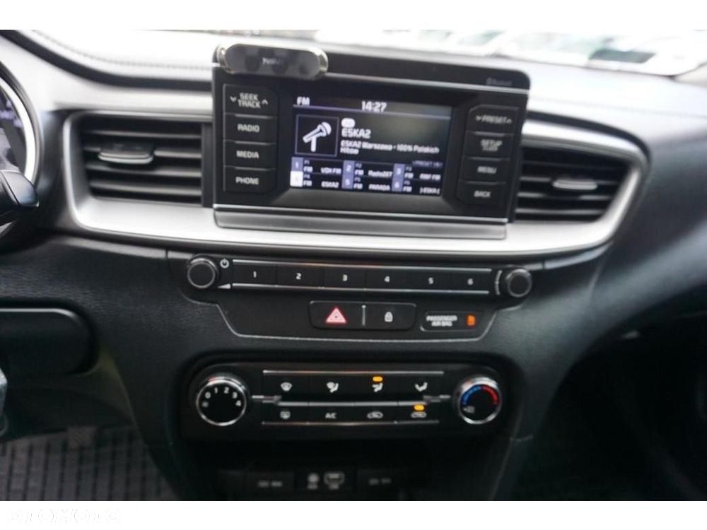 Kia Ceed - 20